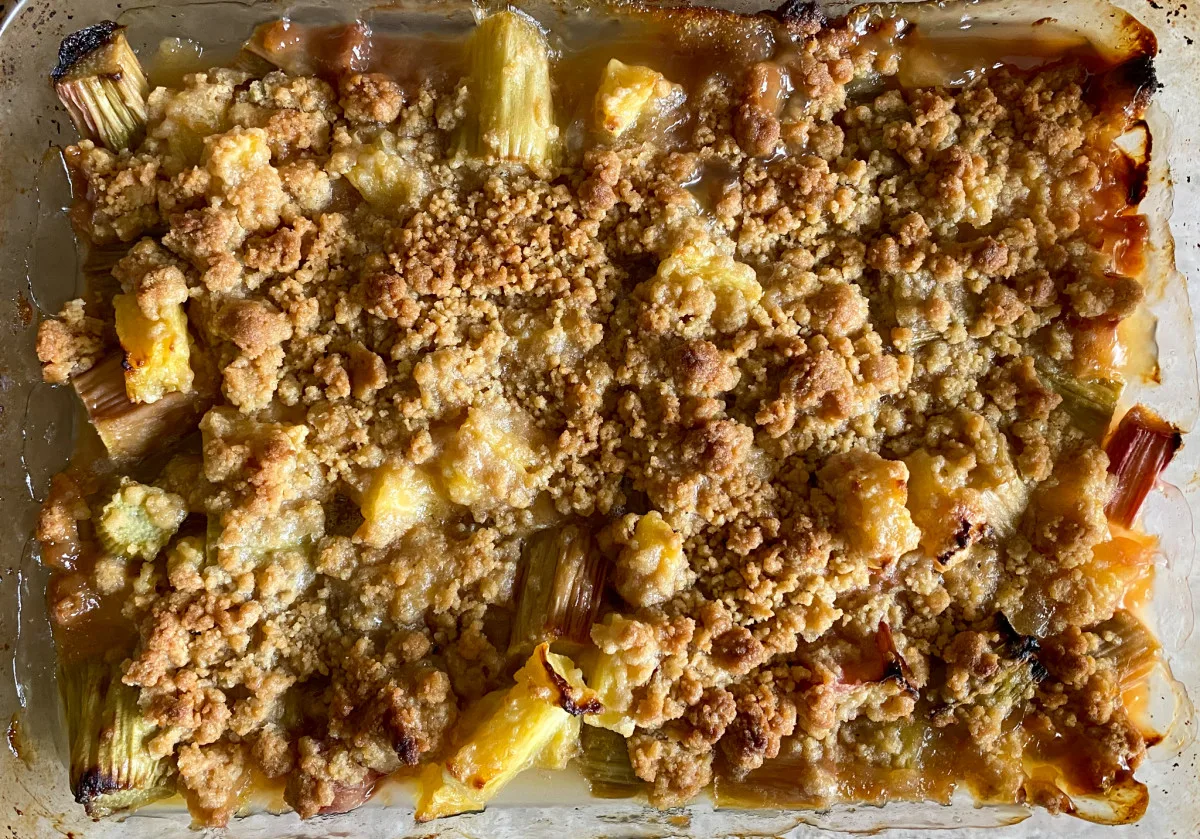 Cooked rhubarb and pineapple crumble