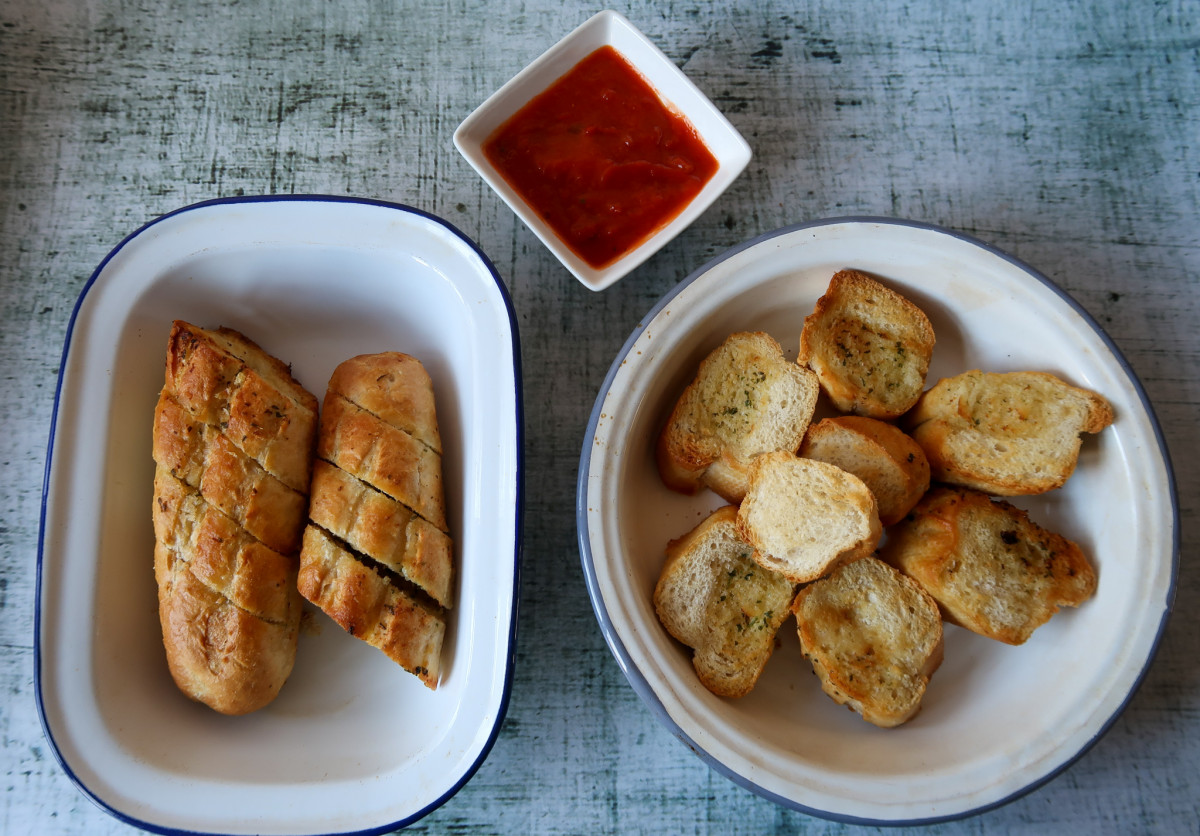 Ninja foodi garlic discount bread